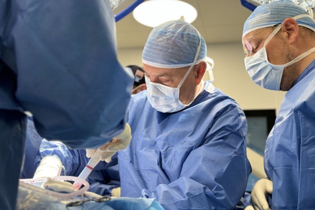 accesso mini invasivo protesi d'anca - Dr. Riccardo Giacomi chirurgia d'anca per via anteriore